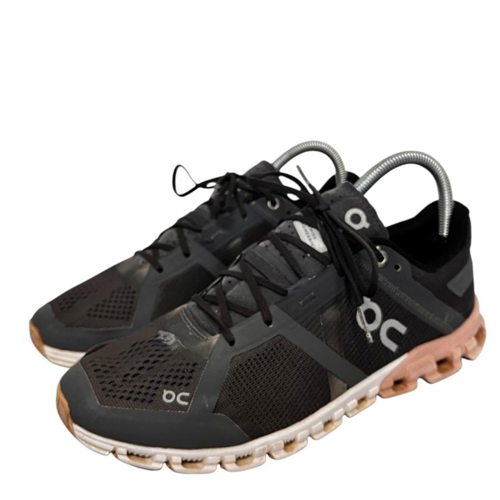 On Cloud | Cloudflow Pink Gray Running Shoes 9 - image 1